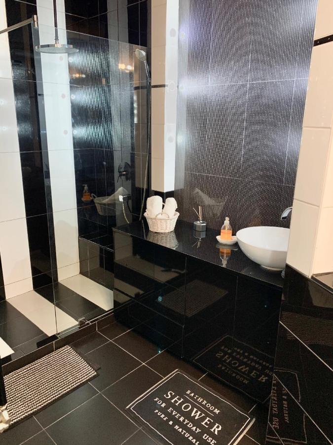 City Center Penthouse Будапеща Екстериор снимка